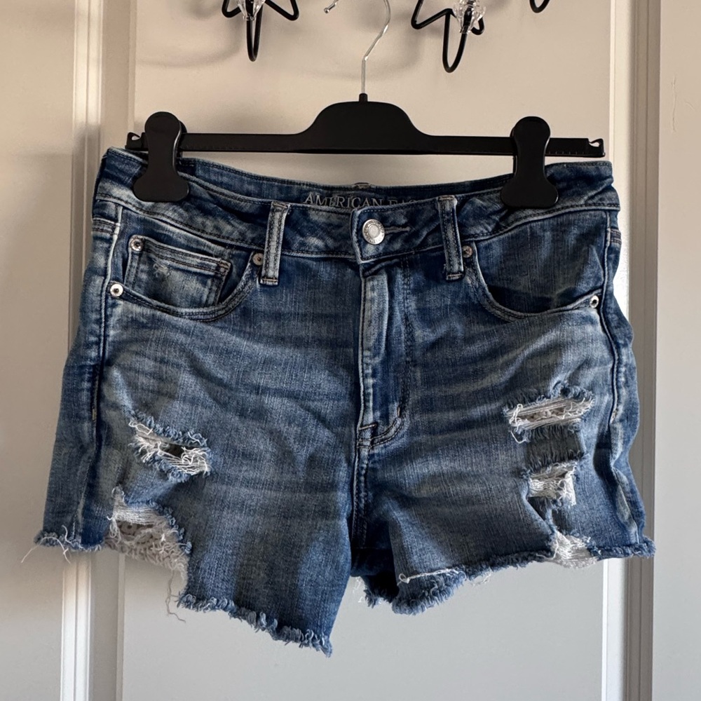 American Eagle Women's Blue Distressed Denim Shorts